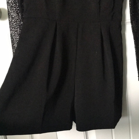 Forever 21 all black Romper - Picture 4 of 5
